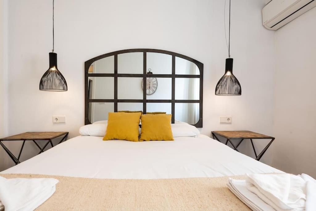 Super Central Malaga Flat With Terrace And Free Parking Esterno foto